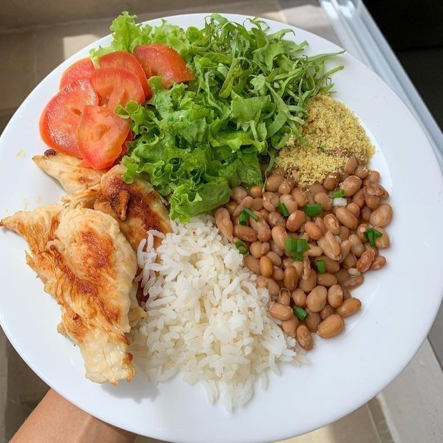 Como Montar uma Alimentação Saudável e Sustentável: Guia Prático 2025