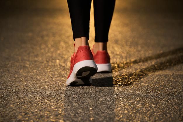 Tênis Minimalistas Que Ajudam a Melhorar a Postura