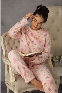 Roupas de Casa e Pijamas Terapêuticos Que Aumentam o Conforto Mental