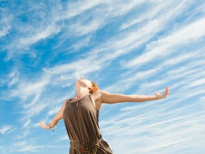 O Poder da Gratidão: Como Ela Reprograma Seu Cérebro para o Positivo