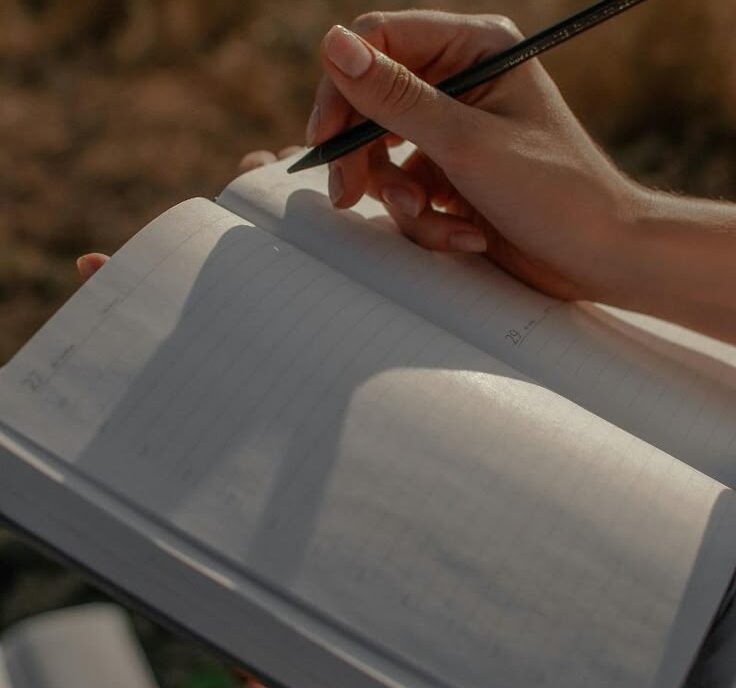 Pequenas Mudanças que Criam uma Vida com Mais Leveza e Clareza