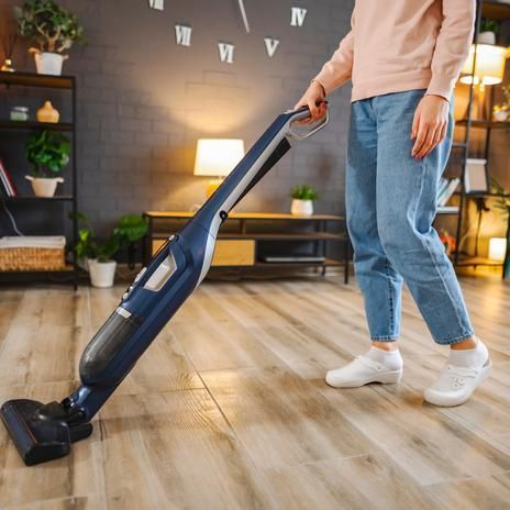 Aspiradores Silenciosos e Eficientes: Simplifique Sua Limpeza e Sua Mente