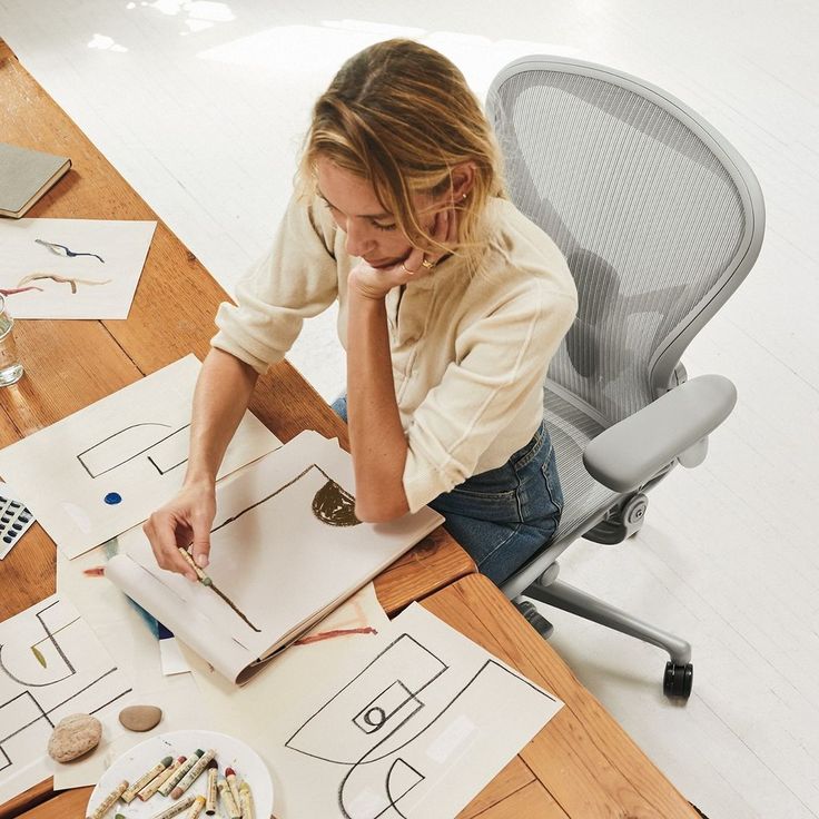 Cadeiras Ergonômicas Inteligentes: Seu Corpo Merece Descansar Mesmo Trabalhando